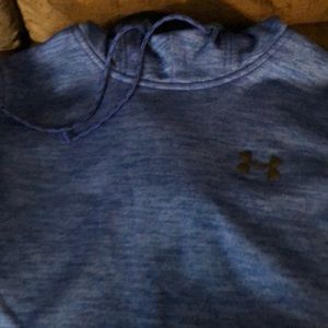 Men’s under armor sweatshirt